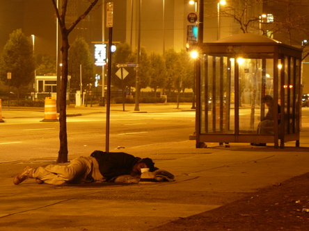 43d0/1250021785-homeless.jpg